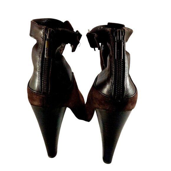 DKNY Women's Size 11 Brown Suede & Leather Ankle Boots With Back Zipper Closure - Picture 5 of 10